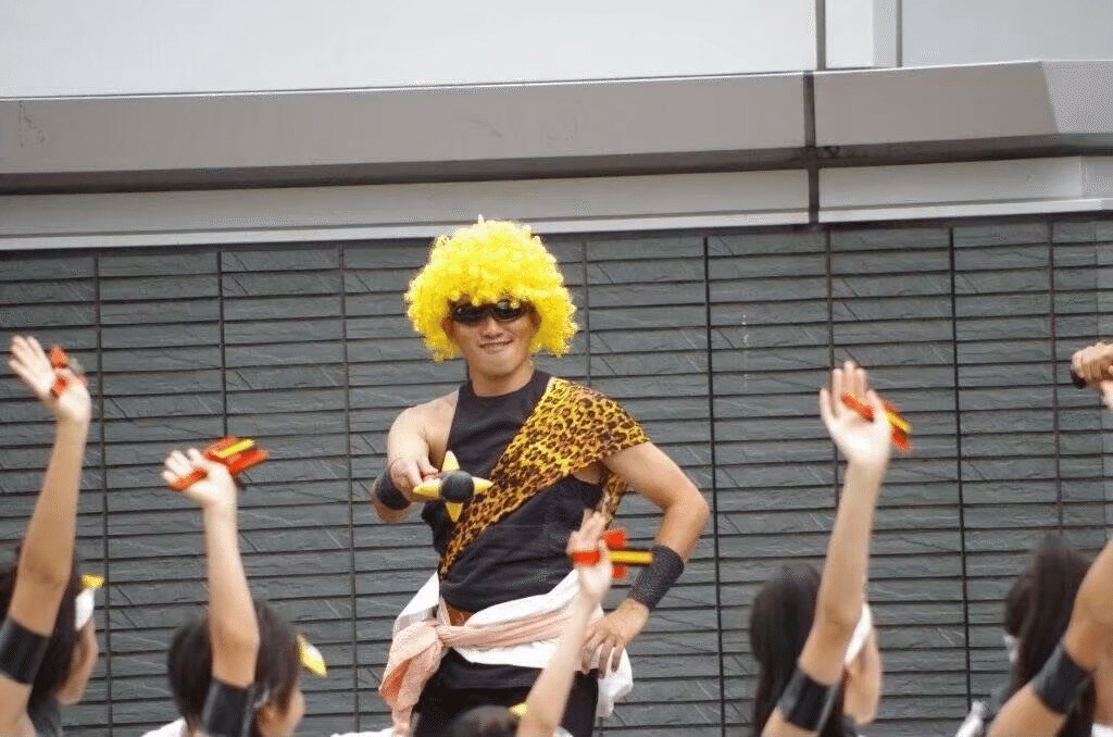 踊り向き カツラ 広がる