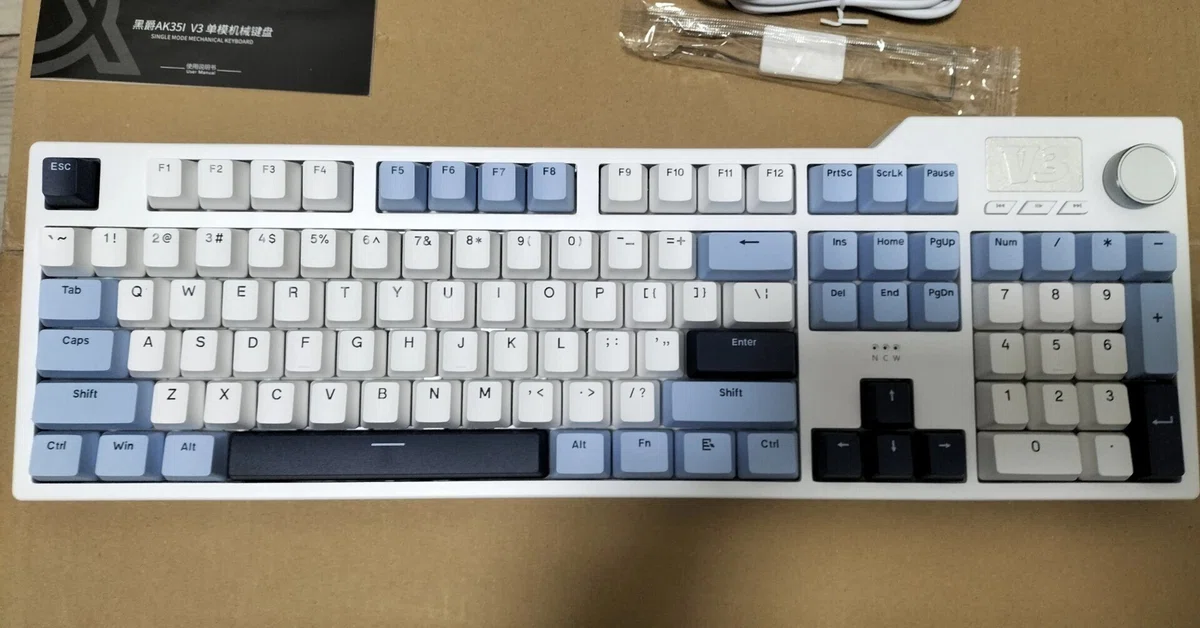 ちいかわキーボード(AJAZZ AK35i青軸ベース) AJAZZ AK35I V3 購入報告書｜えうれか