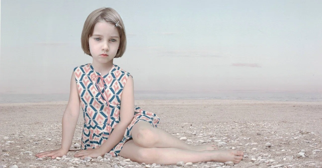Loretta Lux 作品集 ロレッタ ラックス 『Loretta Lux』 | Fugensha STORE