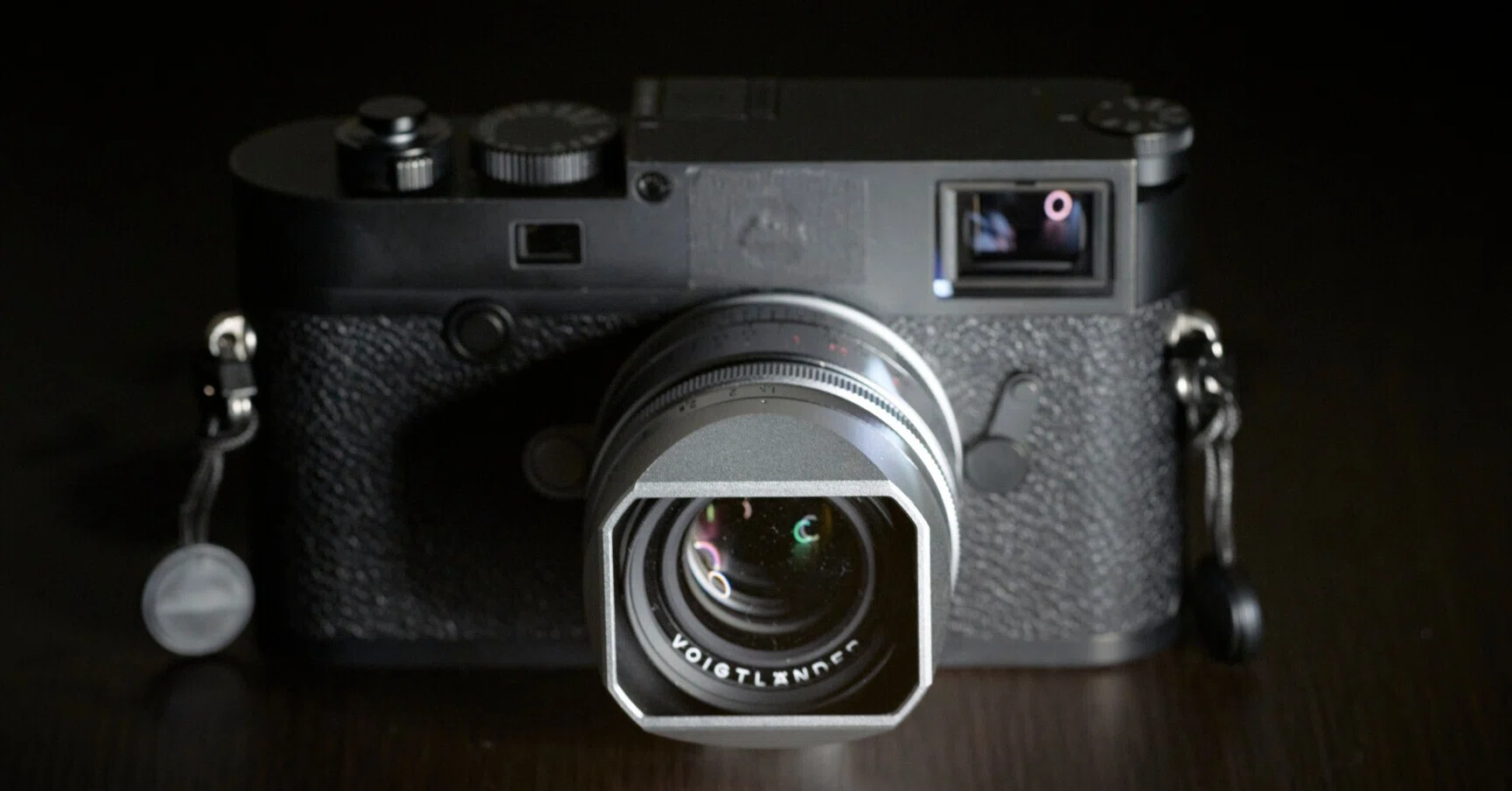 Tahusaのスクエアフードを購入してみた(NOKTON Vintage Line 35mm F1.5