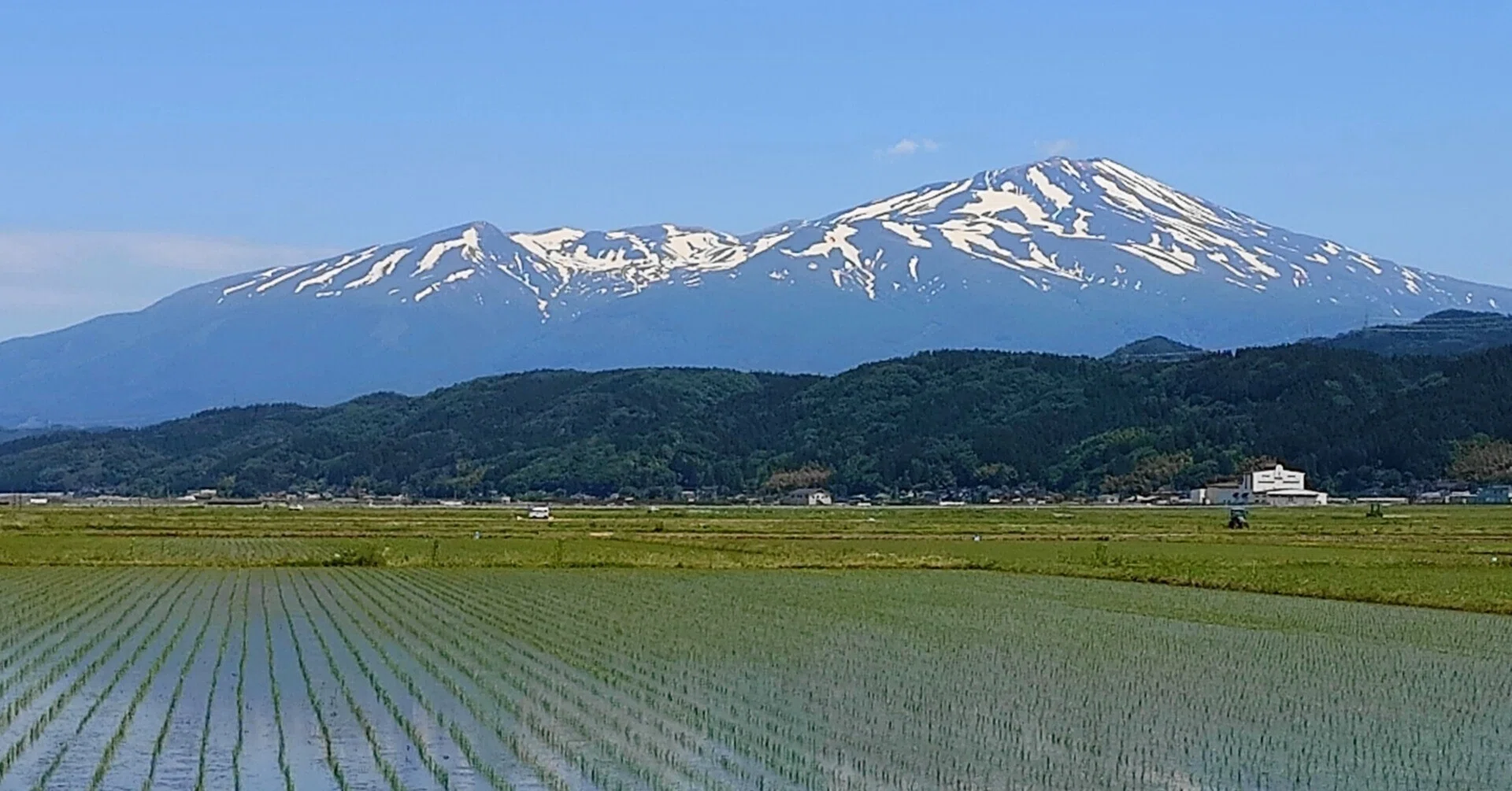 0282 山の姿も頂上からの眺めも美しい独立峰・名峰「鳥海山」（山形県
