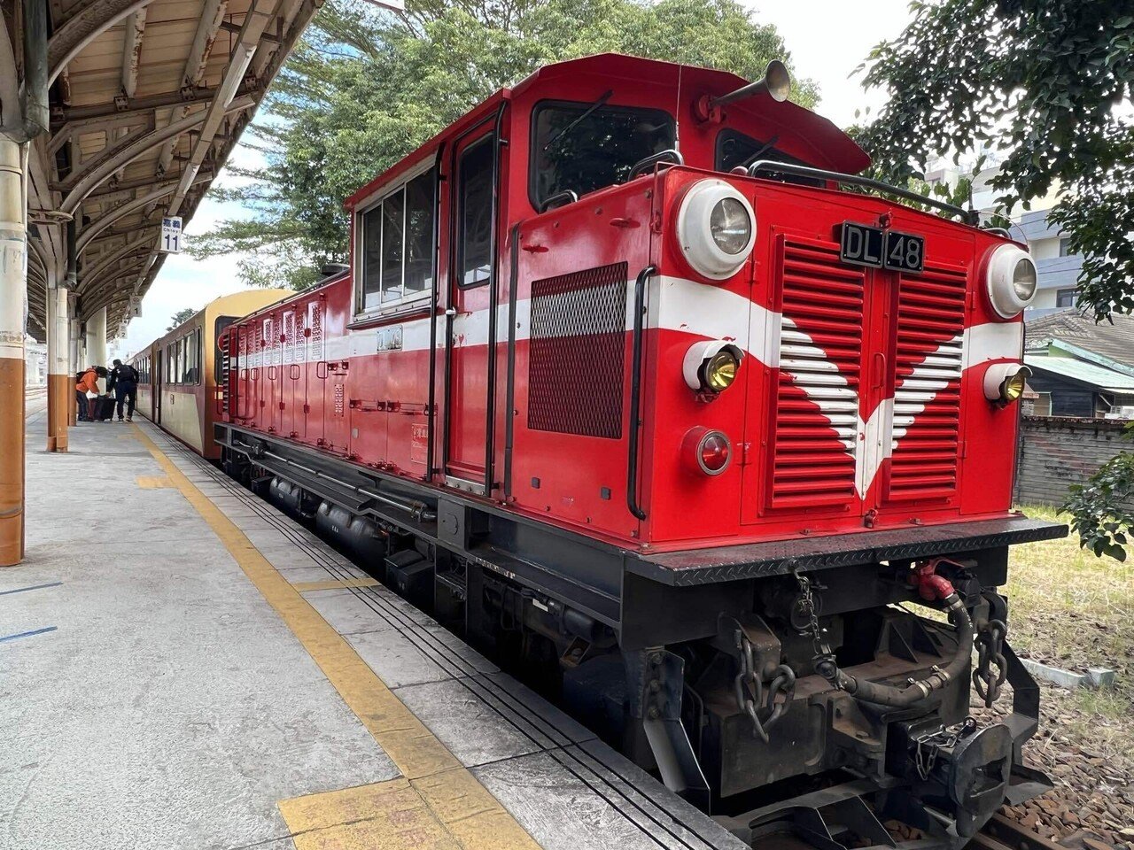 鉄道車窓　台湾　阿里山森林鉄道　後編 [DVD] wyw801m 阿里山鉄道（台湾）に乗った話｜Akiakiya