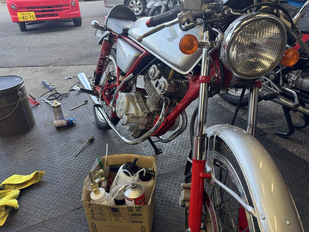 90km出る V100エンジンを50cc車体に載せてます V50T 90km出る V100エンジンを50cc車体に載せてます V50T ミニトレ改