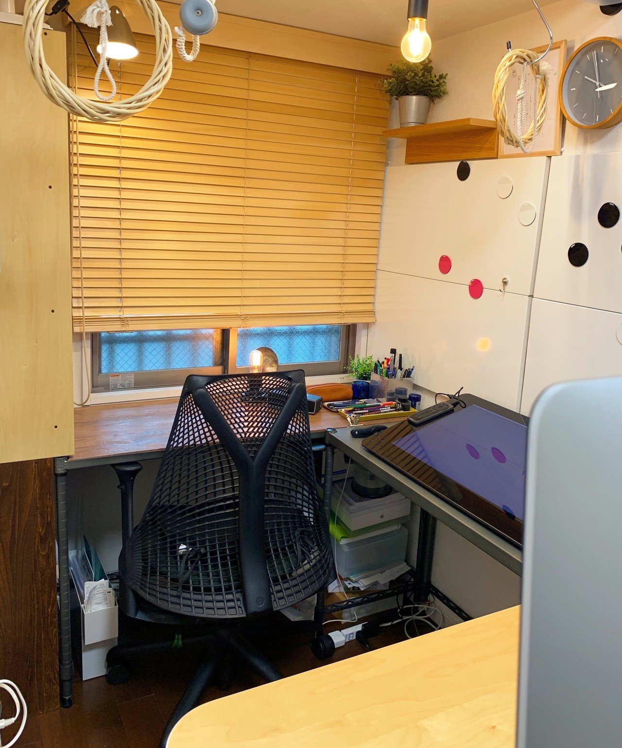 作業環境の紹介 エリアを3つに分けたら集中しやすくなりました じゅーぱち Note 作業環境の紹介 エリアを3つに分けたら集中しやすくなりました じゅーぱち Note