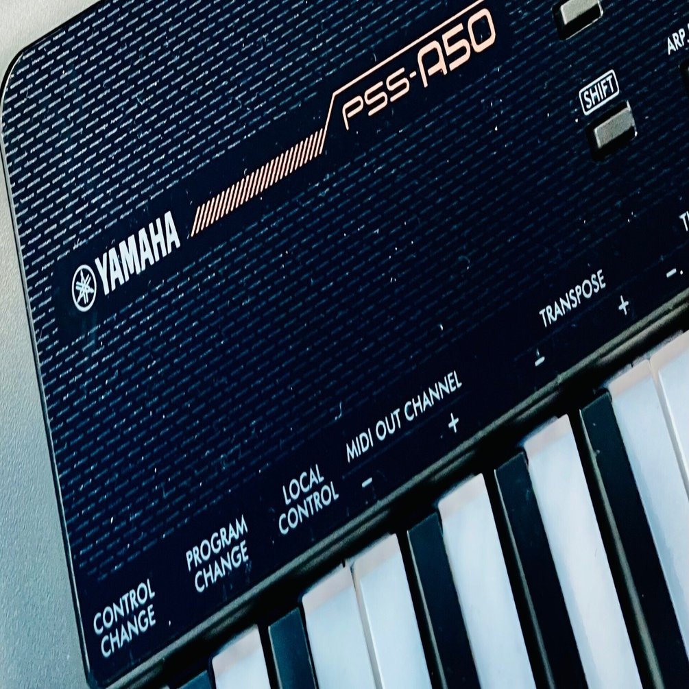 オトと戯れる 44]音源付MIDIキーボード〜YAMAHA PSS-A50の使い方