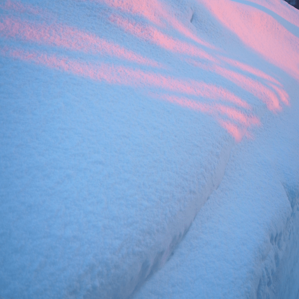 カラフルな雪の色☃️❄️｜くらしのつらら