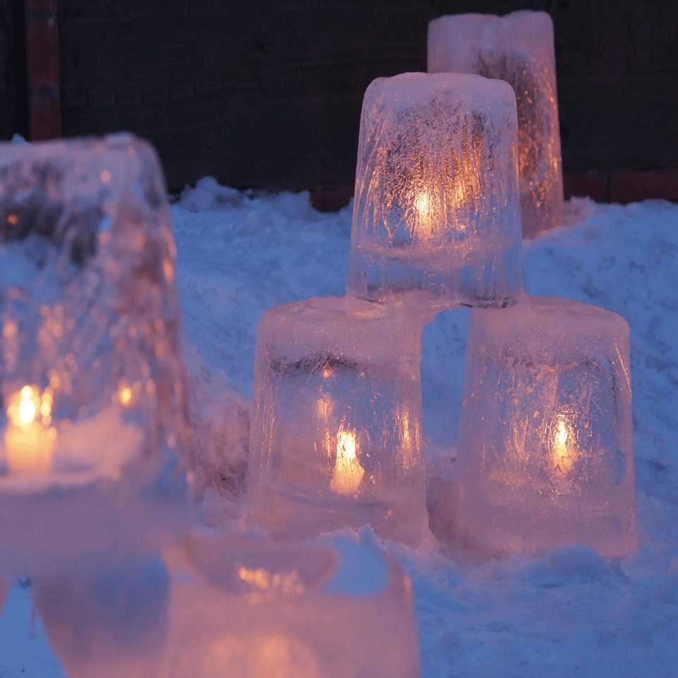 カラフルな雪の色☃️❄️｜くらしのつらら