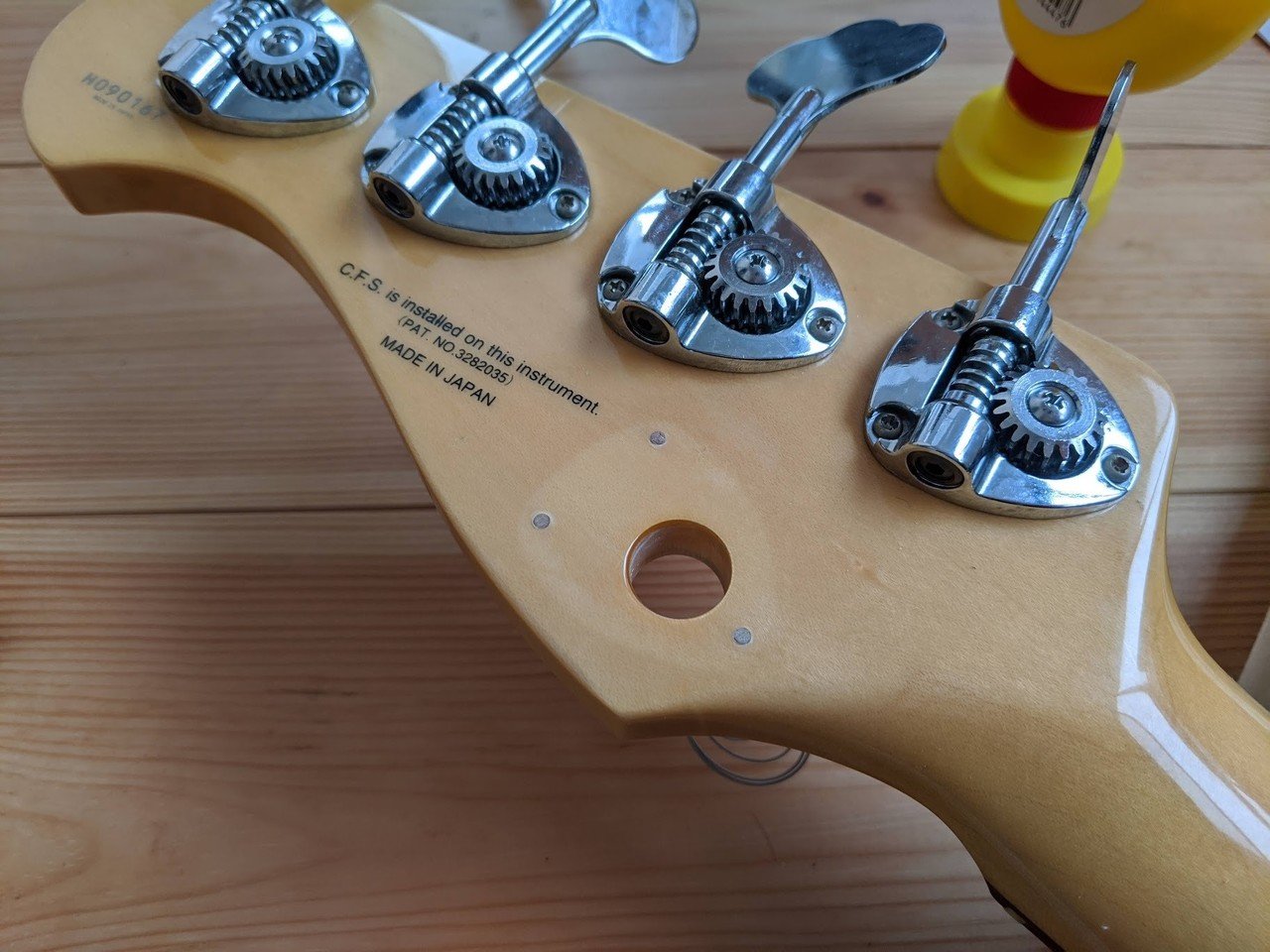 ベースを軽量ペグに変えた話 Huaanote Note ベースを軽量ペグに変えた話 Huaanote Note