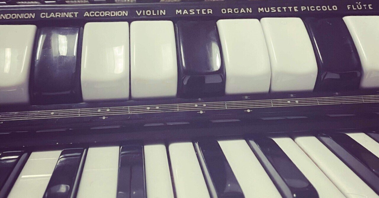 女の子向けプレゼント集結 Kawai Organ 振り回す 木製オルガン クラシックデザイン レトロ 鍵盤楽器