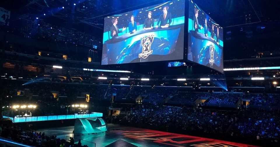 競技シーンで人気のゲームとは 今熱いeスポーツタイトル選 Michi ワーホリスマブラ Note