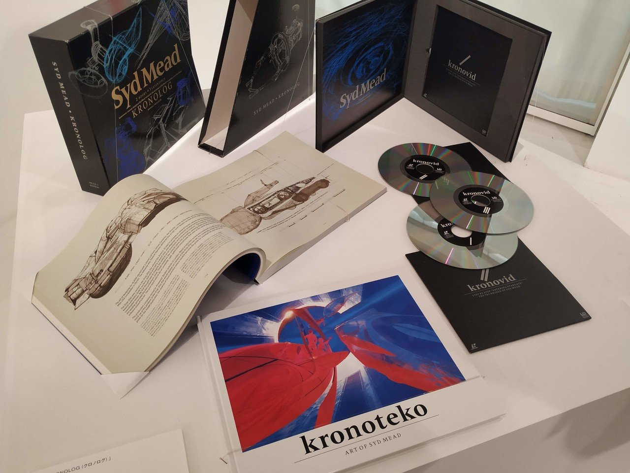 クロノログ　シド・ミード　KRONOLOG　Syd Mead クロノログ/KRONOLOG | シド・ミード |本 | 通販 | Amazon