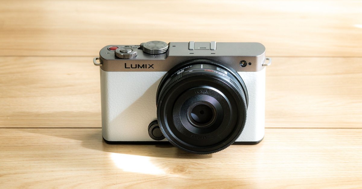 LUMIX S9 広角ズームレンズキット スモーキーホワイト SET-S9K-EXTERIOR-SW LUMIX DC-S9K（標準ズームレンズキット）＋