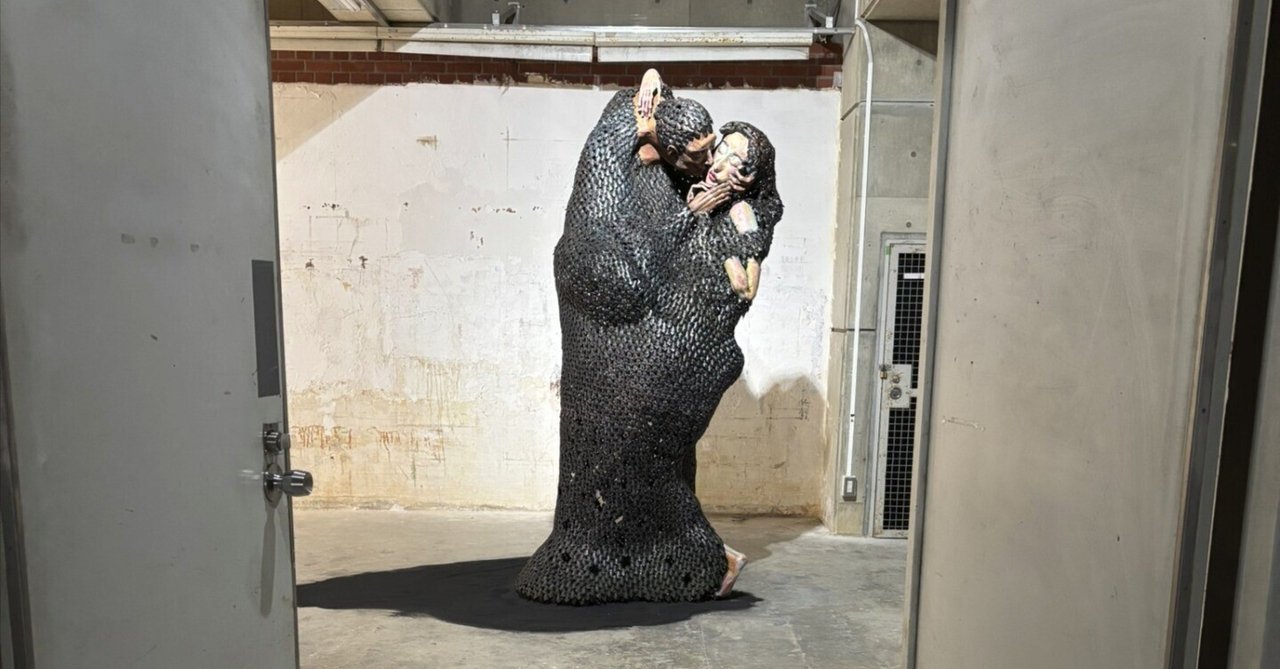 油彩『Until I Melt Away』(私が溶けて消えるまで) ブルーで溶かして