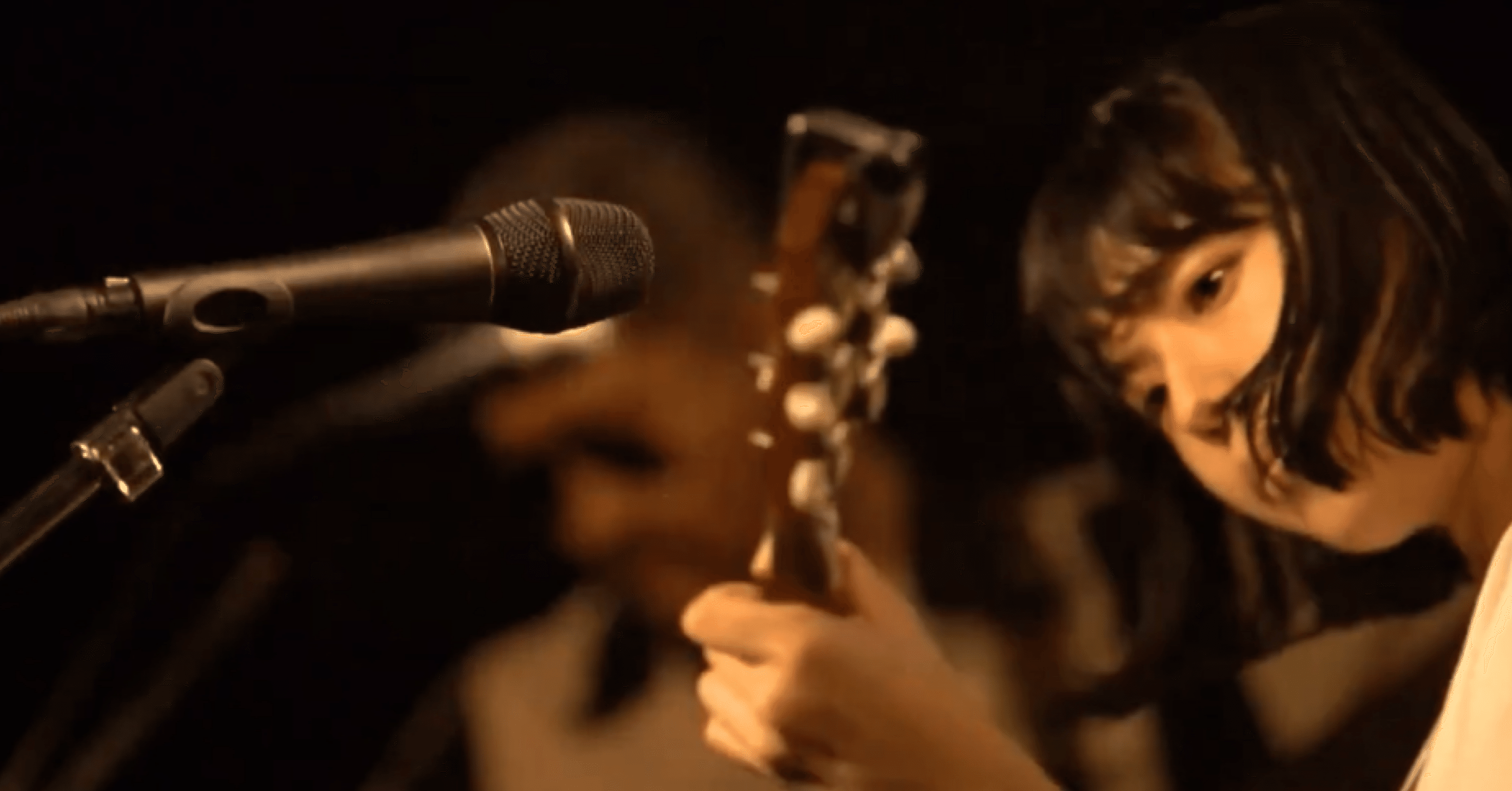 カネコアヤノ・セゾンから見る進み往く時間と日常の不和｜mura