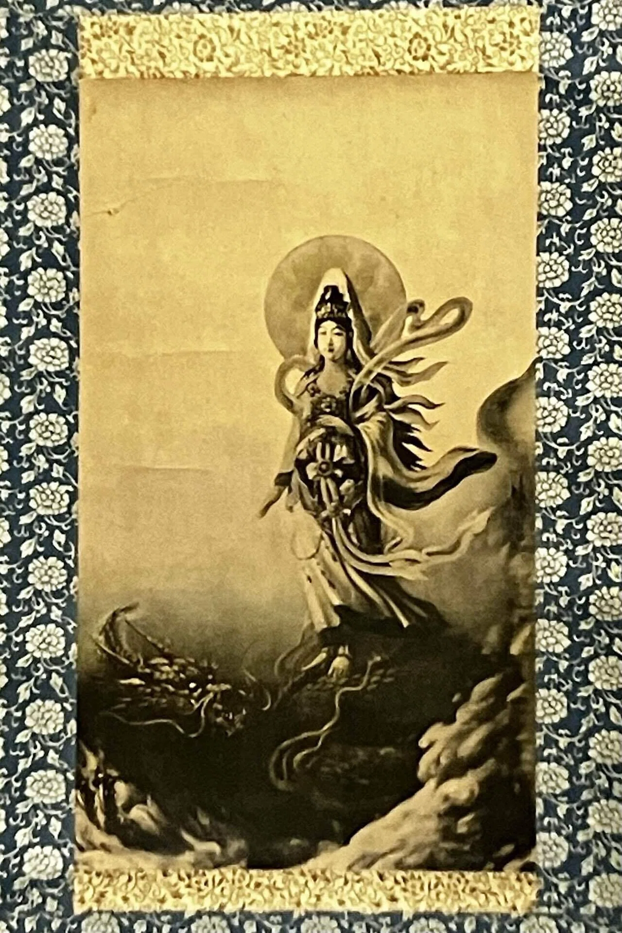 春篁/龍頭観音図/龍上観音図/布袋屋掛軸HI-782 神様仏さまプロデュース“能登半島復興応援活動”🐉龍頭観音篇｜情熱家 雄真