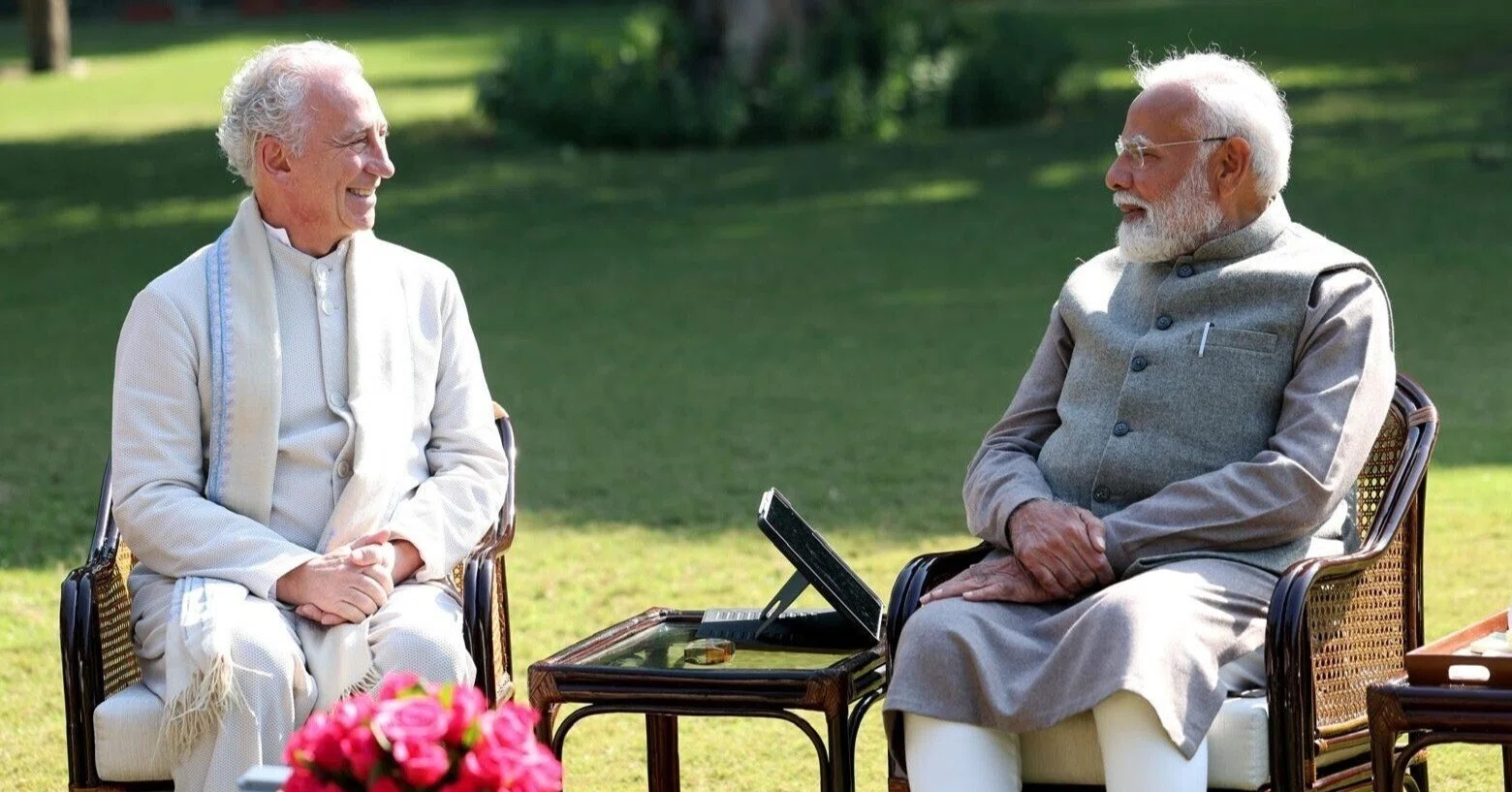 インド・モディ首相とTM瞑想の世界的リーダーが会談｜超越瞑想