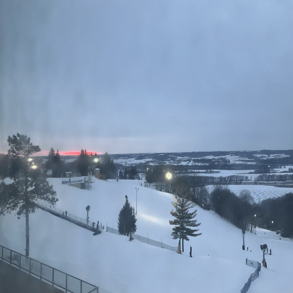 ガリーナスキー旅行：1日目（シカゴ在住者必見！近郊お勧めスキー場チェスナッツマウンテンリゾート）｜焼きりんご, image size:1280x960