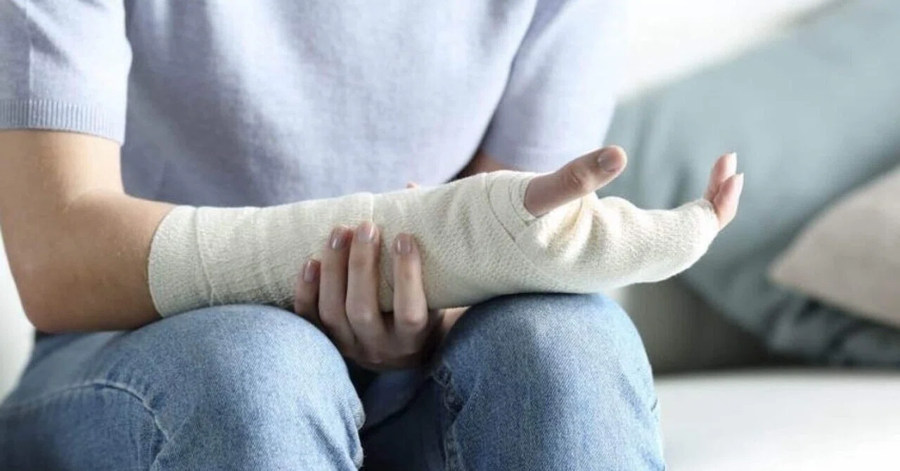 最新｜40代から骨が危ない…「骨密度が正常」でも油断していると“死のリスク”がある恐ろしい理由