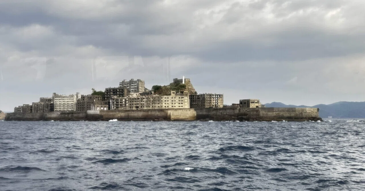 端島(軍艦島)ニ上陸ス [長崎県長崎市]｜Rena