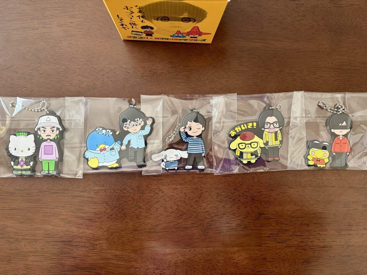 オモコロチャンネル×サンリオキャラクターズのグッズが届いた｜ぱん