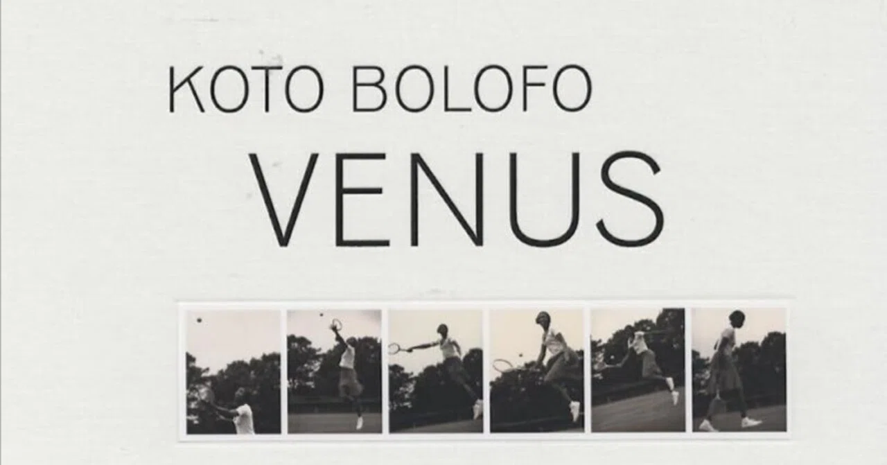 Koto Bolofo VENUS 写真集 Koto Bolofo: VENUSコト・ボロフォ - 古本