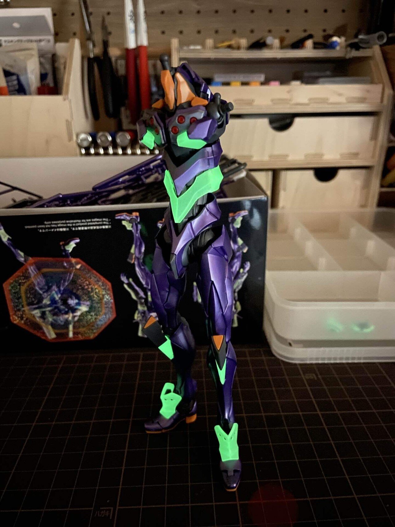 RG 汎用ヒト型決戦兵器 人造人間エヴァンゲリオン初号機 夜間戦闘仕様 RG 汎用ヒト型決戦兵器 人造人間エヴァンゲリオン初号機（夜間