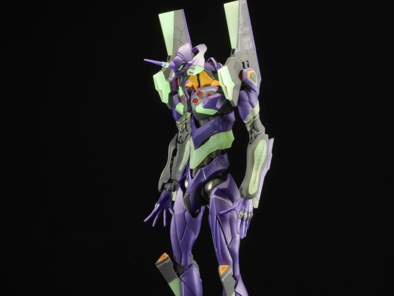 RG 汎用ヒト型決戦兵器 人造人間エヴァンゲリオン初号機（夜間戦闘仕様