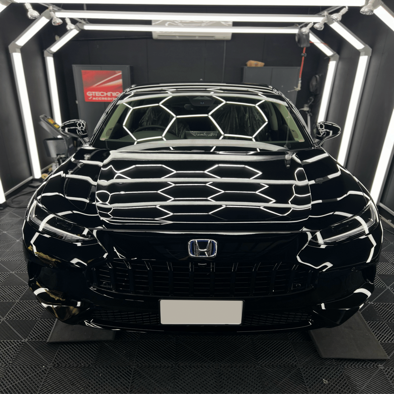 高崎市よりGTECHNIQ Crystal Serum BLACKセラミックコーティング