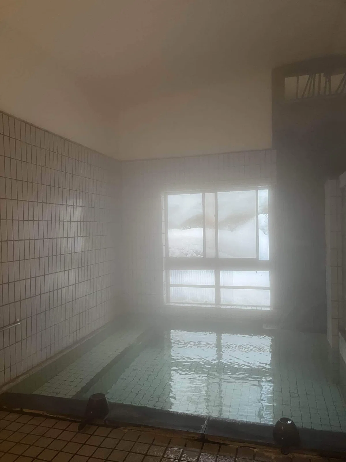 [Association of Japanese Hot Spring Inns] Iwakura Onsen｜Gabriella