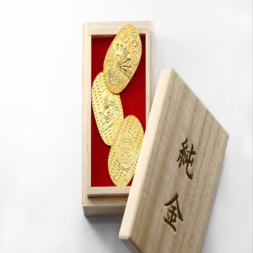 【週末セール】美しい金色のおりん　銘あり　銅製、日本の美 純金オーダーメイドのご紹介「企業・法人向け記念品・ノベルティ