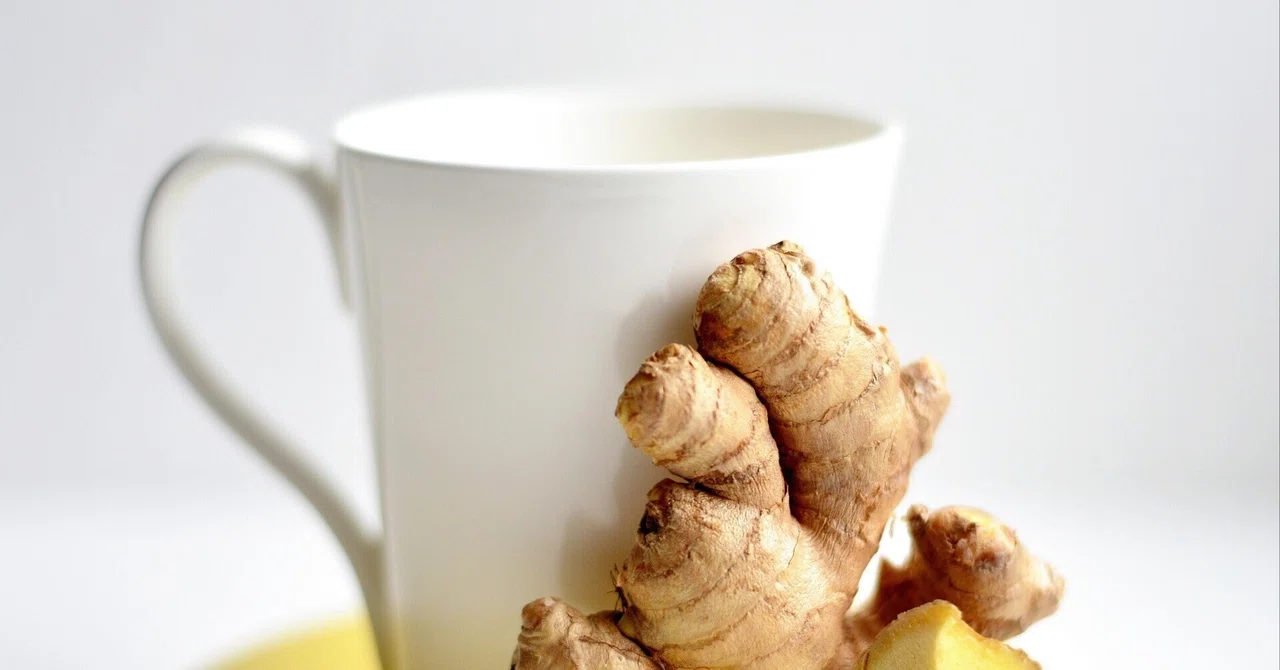 Warm Up with Ginger Tea: How to Drink It to Improve Sensitivity to Cold ...