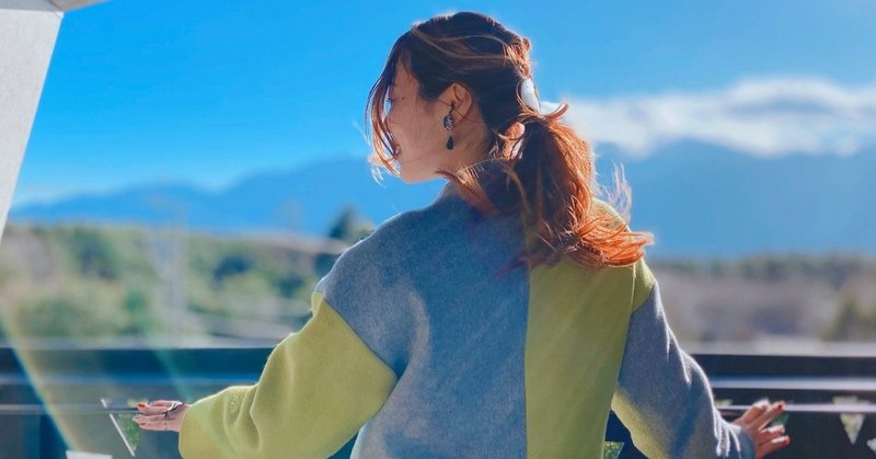 自己紹介 3セットの服だけで生きるスタイリスト 私の仕事 自問自答ファッション通信 スタイリスト Note