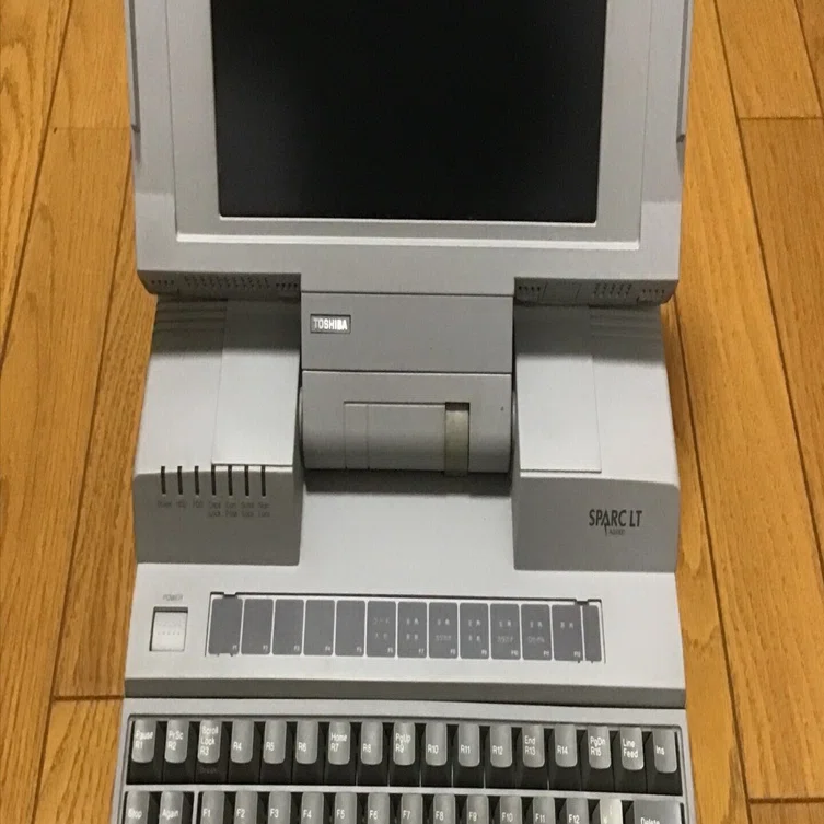 超稀少　東芝 ワープロ パーソナル SPARC LT AS1000/L10 ポータブル UNIX ワークステーション SPARC LT｜ushicow