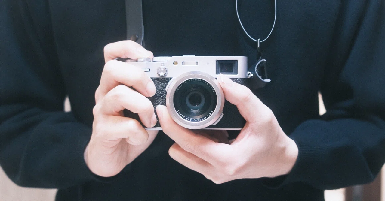 FUJIFILM X100VI｜シルバーにすべきか、ブラックにすべきか、それが