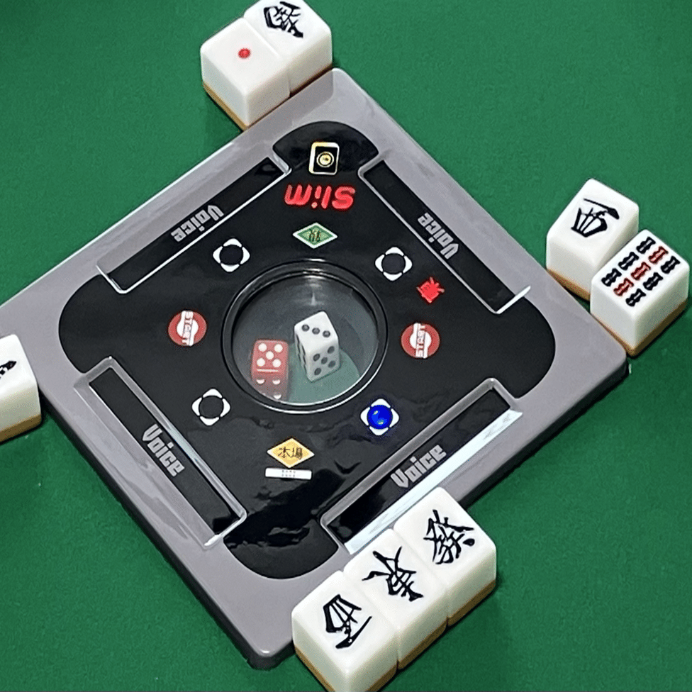 麻雀】アルバンSlim Voice Scoreで打ってみた【全自動麻雀卓】｜億尾ほうこ