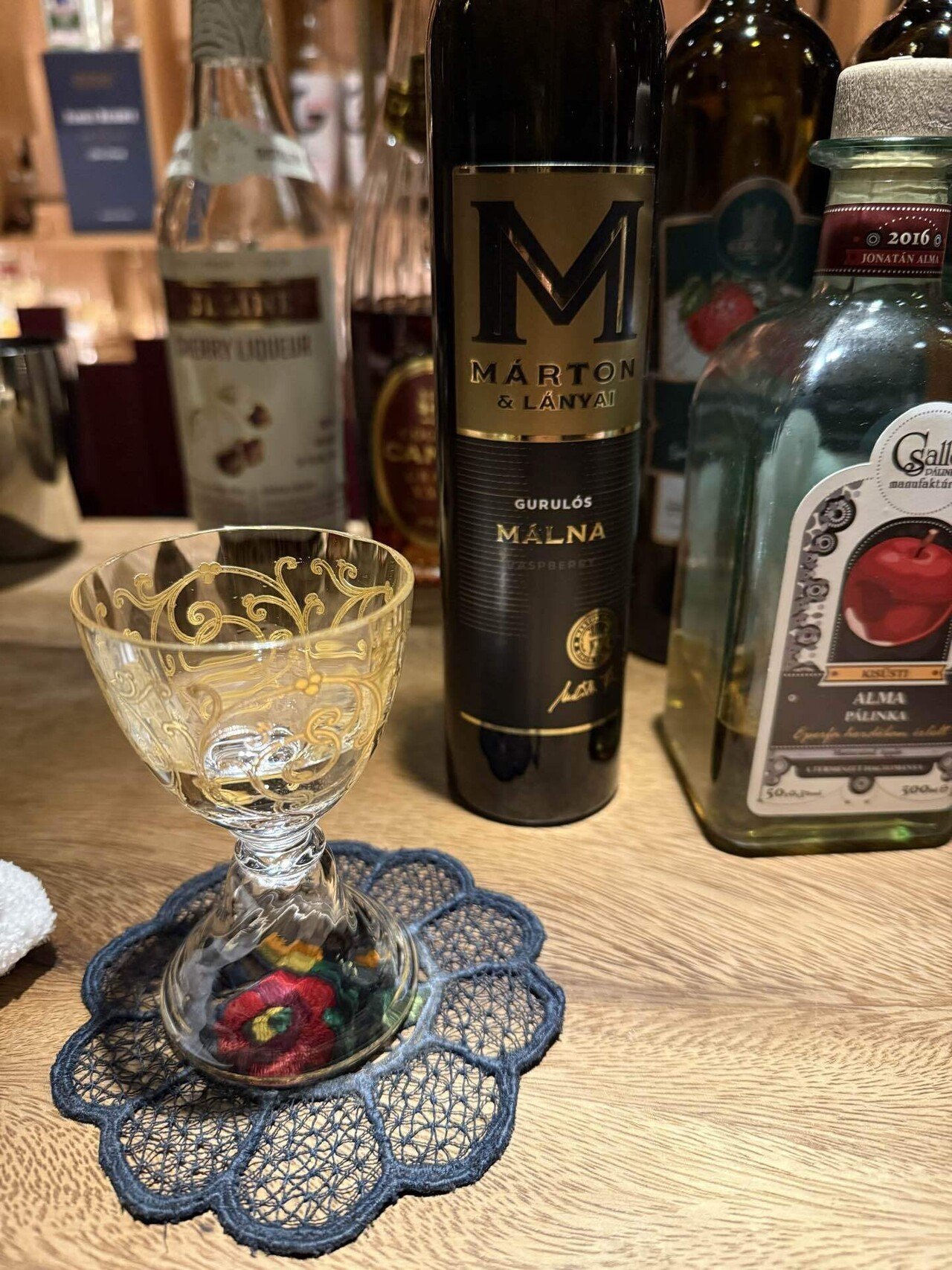 Palinka パーリンカ　ハンガリー　酒 ハンガリーの蒸留酒