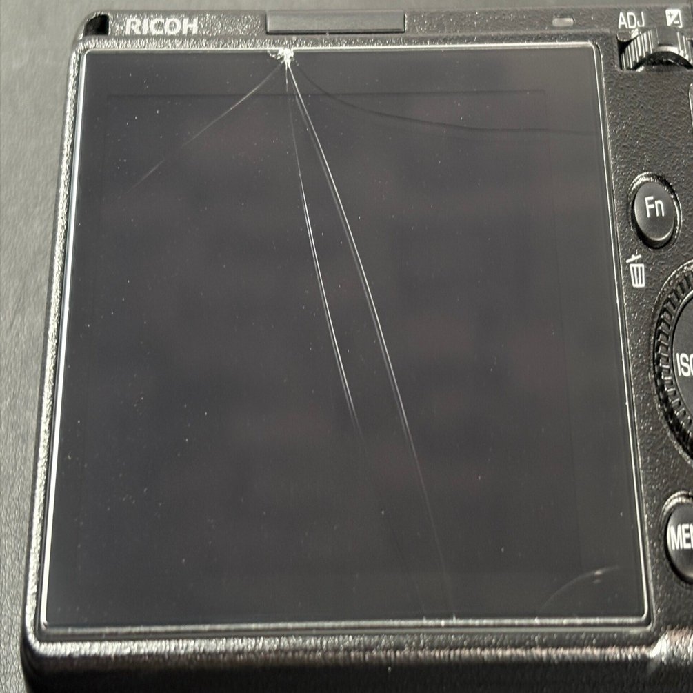 Ricoh GRIII ガラスフィルム貼付済　防湿庫保管 Ricoh GRIII ガラスフィルム貼付済 防湿庫保管 Ricoh GRIII ガラス