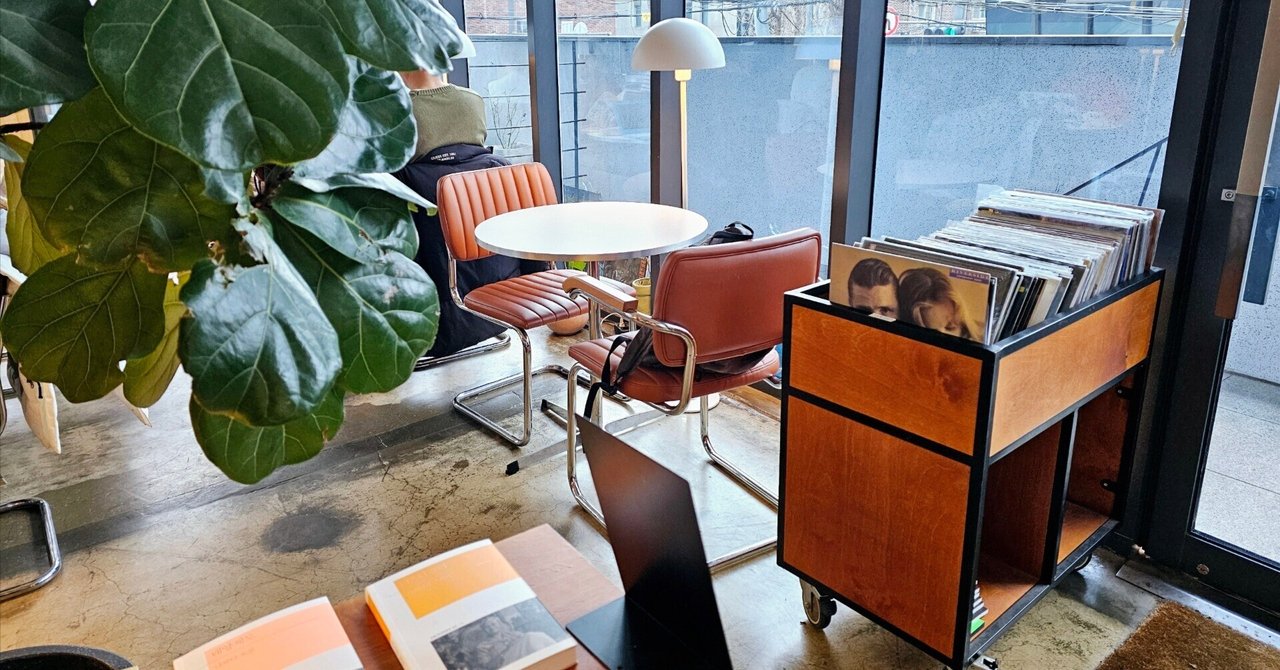 9》韓国のブックカフェ「진부책방스튜디오（Book and Studio Jinbu