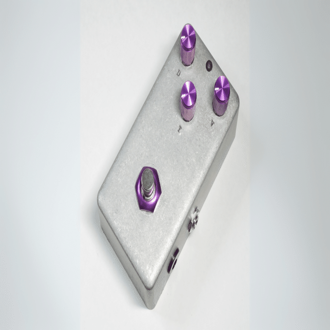 荒々しくも分厚いサウンド！アメリカンマフ系ファズの新たな