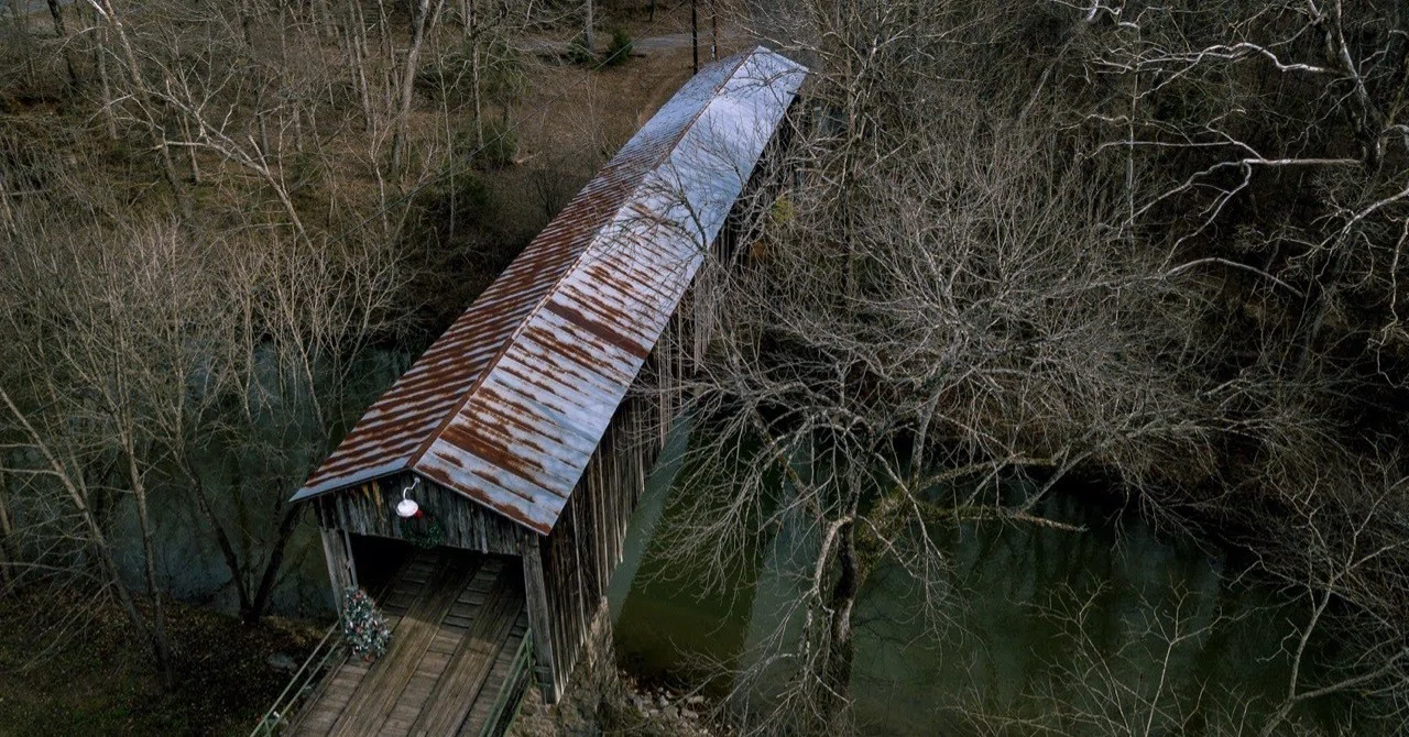 屋根付橋 Covered Bridges の魅力｜MOJA MOJA