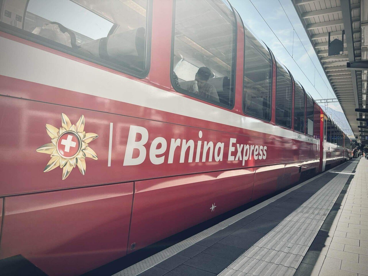 夏のスイスひとり旅🇨🇭🇮🇹Day2② ベルニナ急行の旅｜sinの旅行記