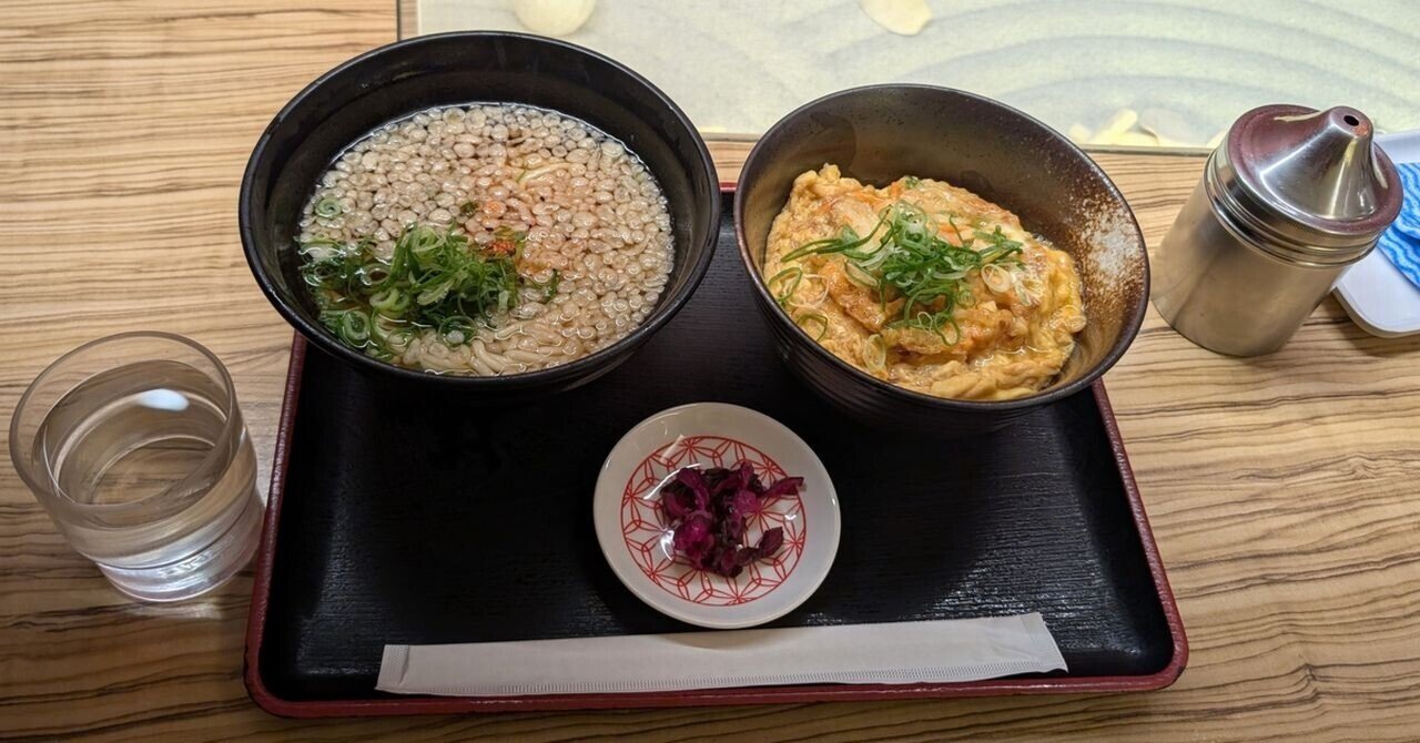 B級グルメ】駅そば「南海そば」ではそばやうどんは