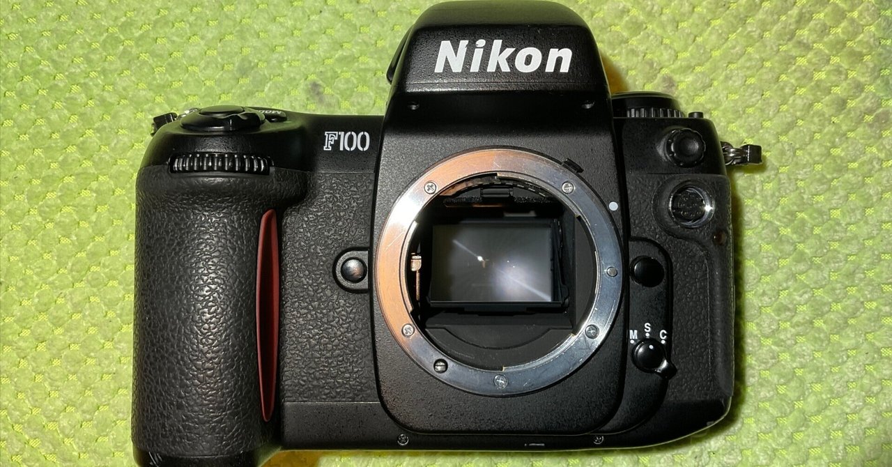 Nikon F100 のトップカバー分解｜ああ