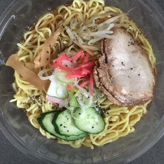 やけにハンドルが軽いと思ったらスタッドレスタイヤになっていた なんであんなにも軽くなるんだろう 目が死んでる君 Note