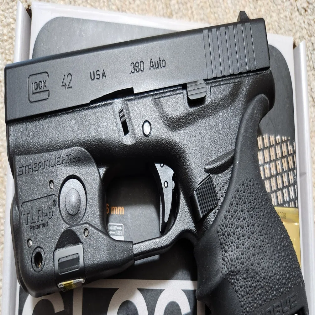UMAREX（VFC）Glock42の外見を少し変えてみよう（その1）｜ただの温泉