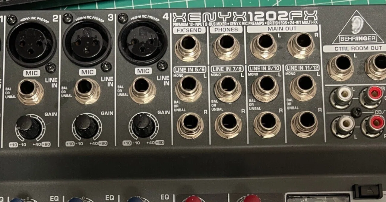 Behringer MACKIE まとめ売り よみがえれBehringer｜怪力熊男