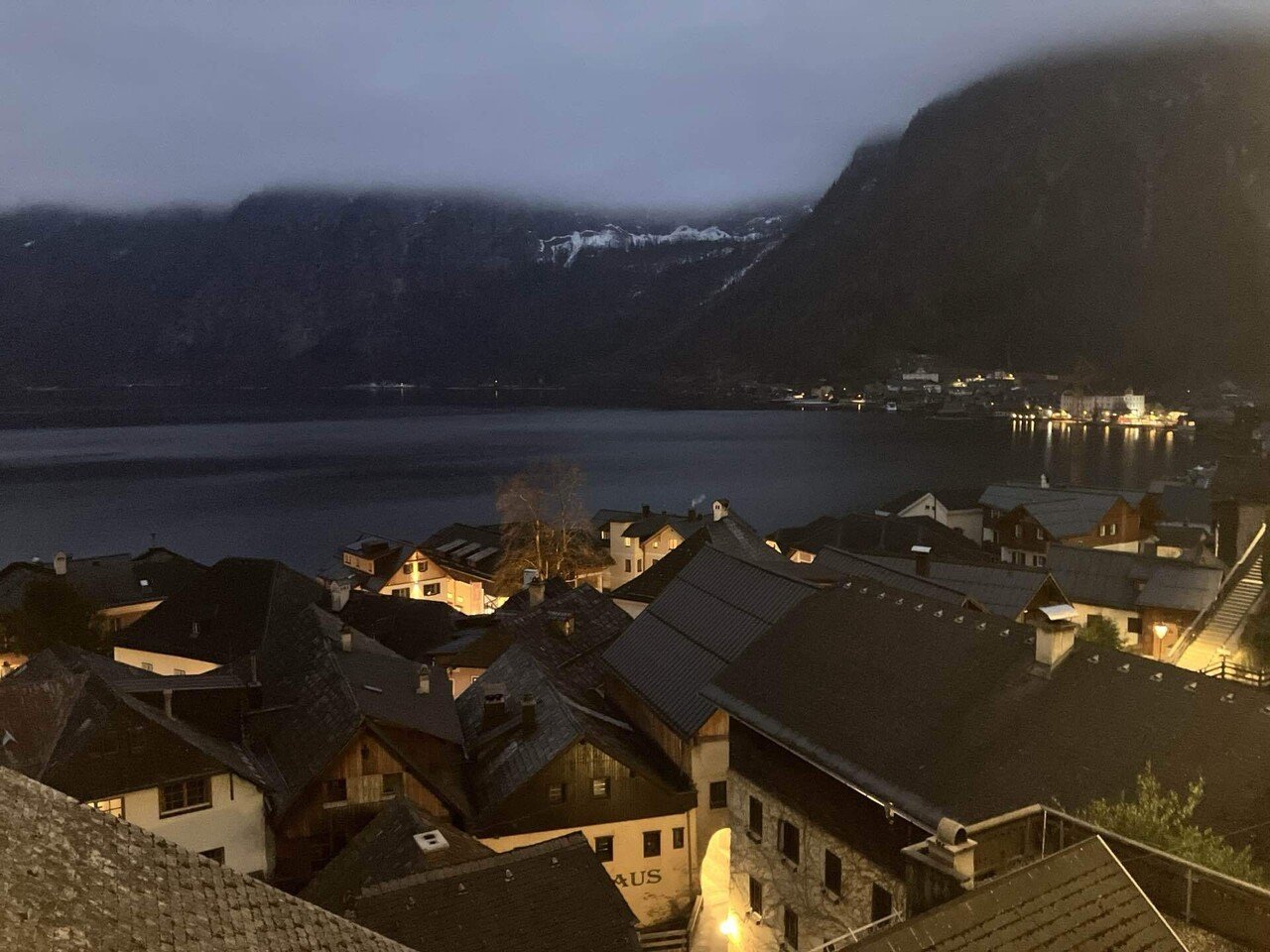 中欧ひとり旅】まるでおとぎ話の主人公in 冬のハルシュタット｜猫々回線