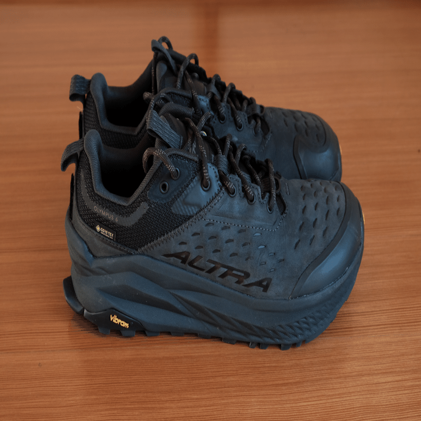 街と山を網羅する靴が欲しい| OLYMPUS 6 HIKE LOW GTX｜散財くん