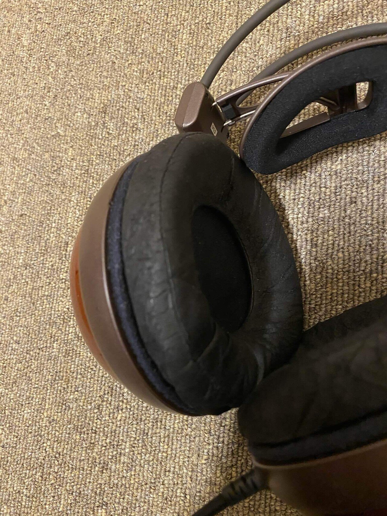 越前漆塗りの美しいハウジング!限定200台のaudio-technicaの 越前漆塗りの美しいハウジング!限定200台のaudio-technicaの