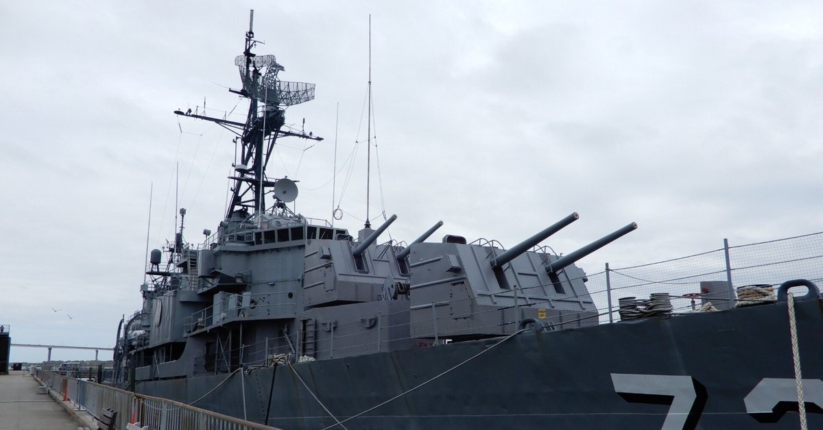 アメリカ海軍「ベンソン級駆逐艦 U.S.S. ラフィー」と「ギア